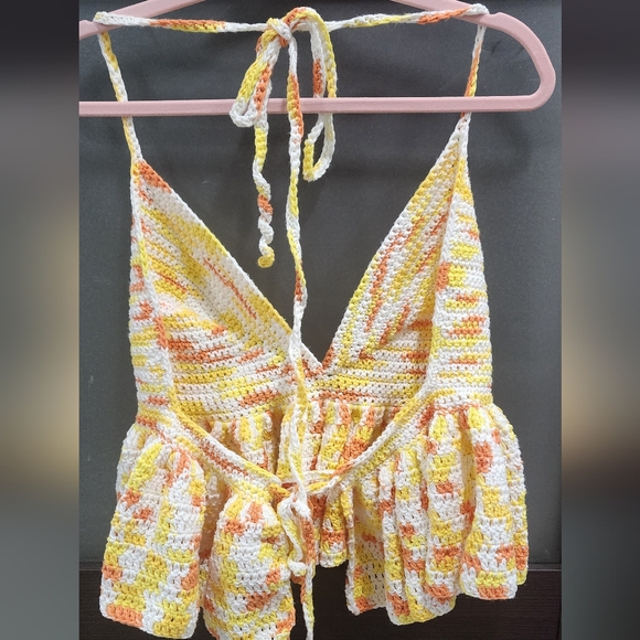 Ruffle Top - Picture 2 of 3